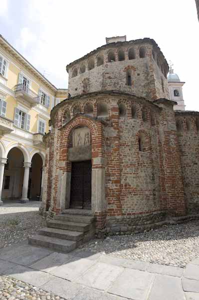 Biella - Antico battistero romanico