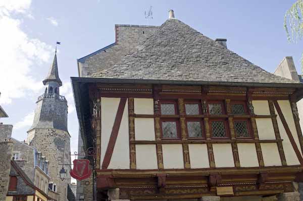 Dinan