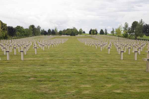 Cimitero francese in Champagne-Ardenne